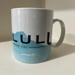 Starbucks Skyline Series, Series One 2002 mug. Honolulu,Home of Waikiki Beach